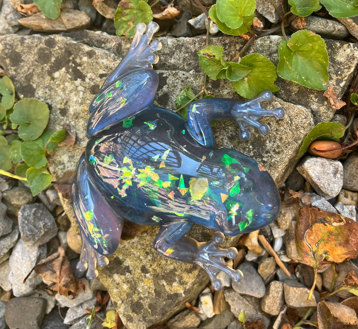 Frog 2, blue sparkle frog, blue resin frog, blue frog, gifts for gardeners, gift for pond lovers, gifts for frog lovers