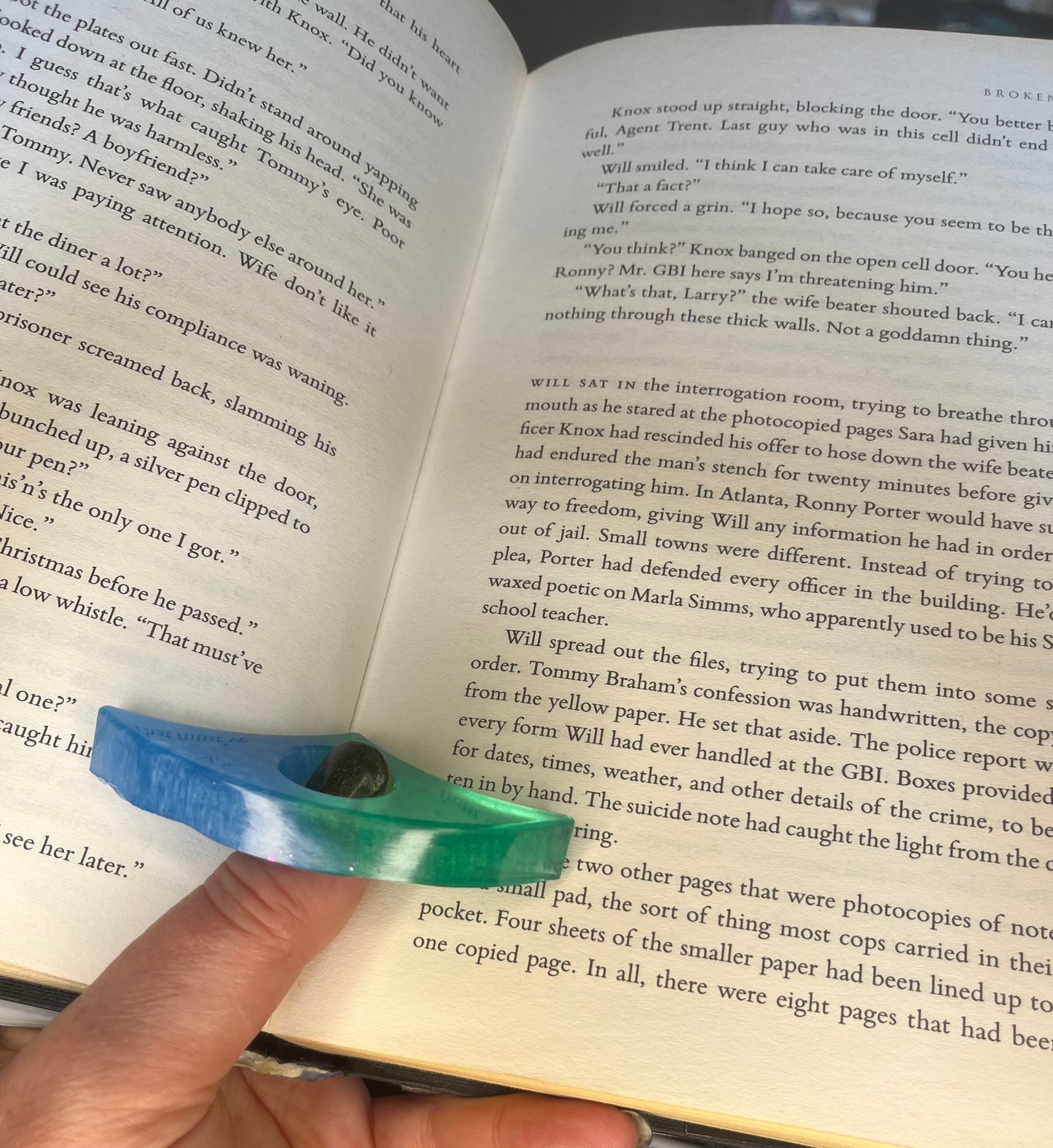 Resin page holders for books
