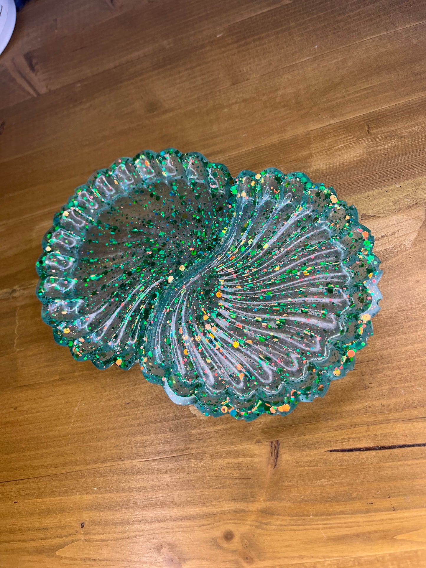Green Glittery Double Sided Resin Shell Trinket Dish