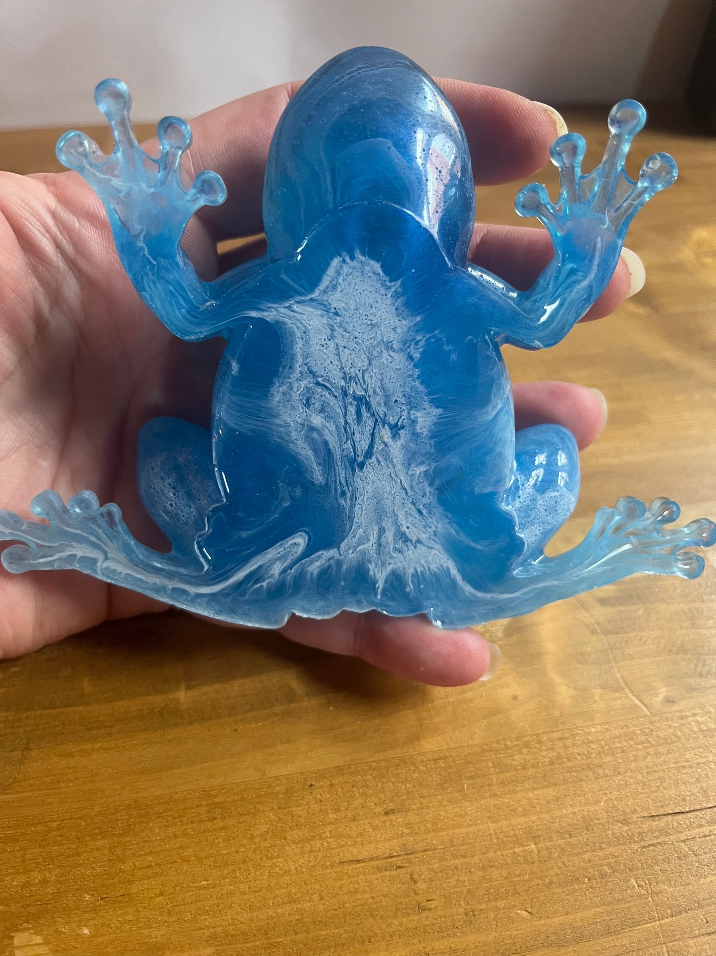 OceanāInspired Resin Frog Figurine, Pocket Pets Collection