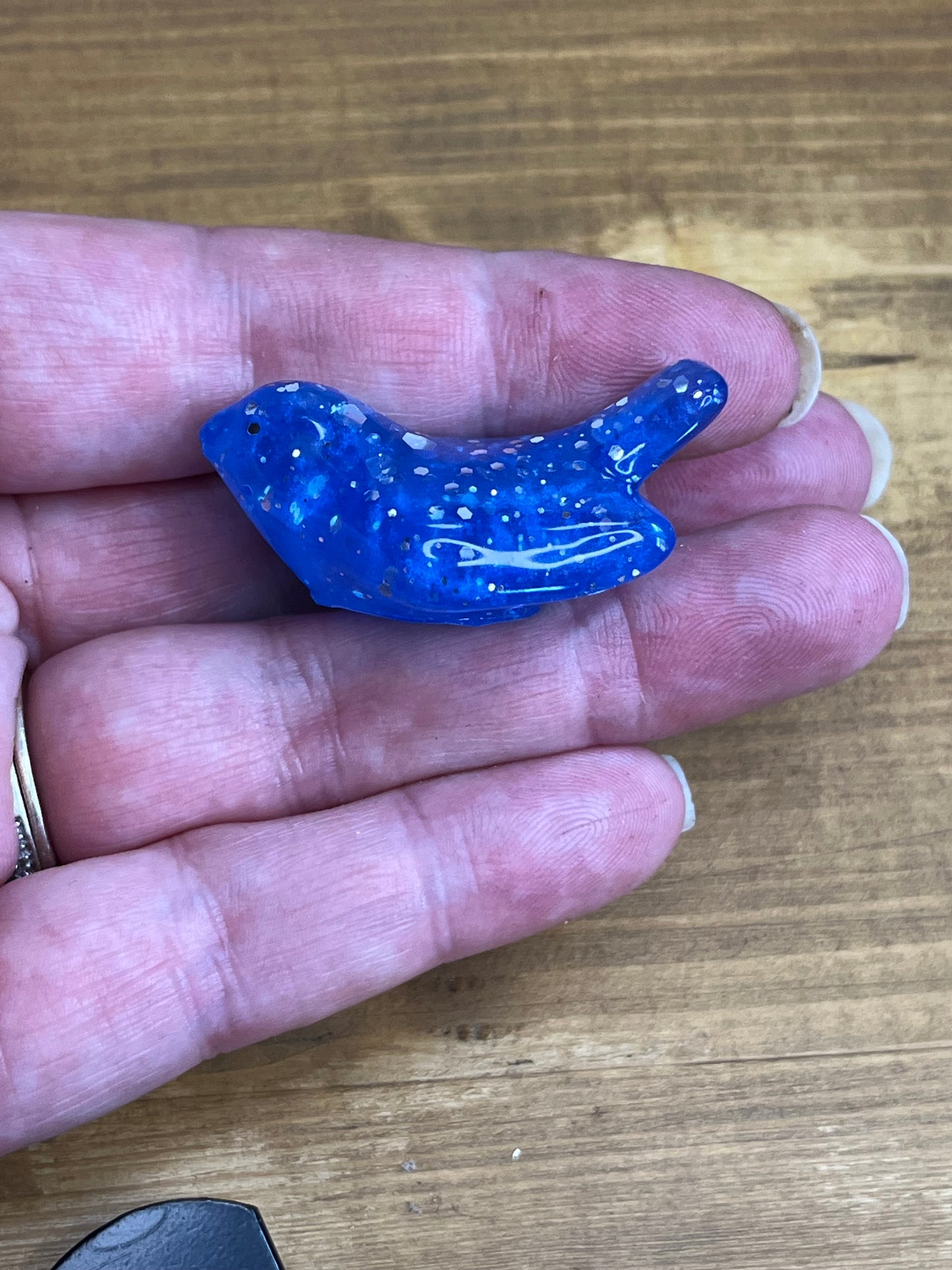 Navy Blue Resin Bird Decor, Small Figurines with Silver Glitter Accents