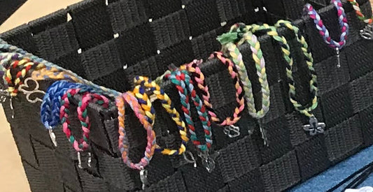 Unique Handmade Friendship Bracelets: The Perfect Gift for Your Bestie