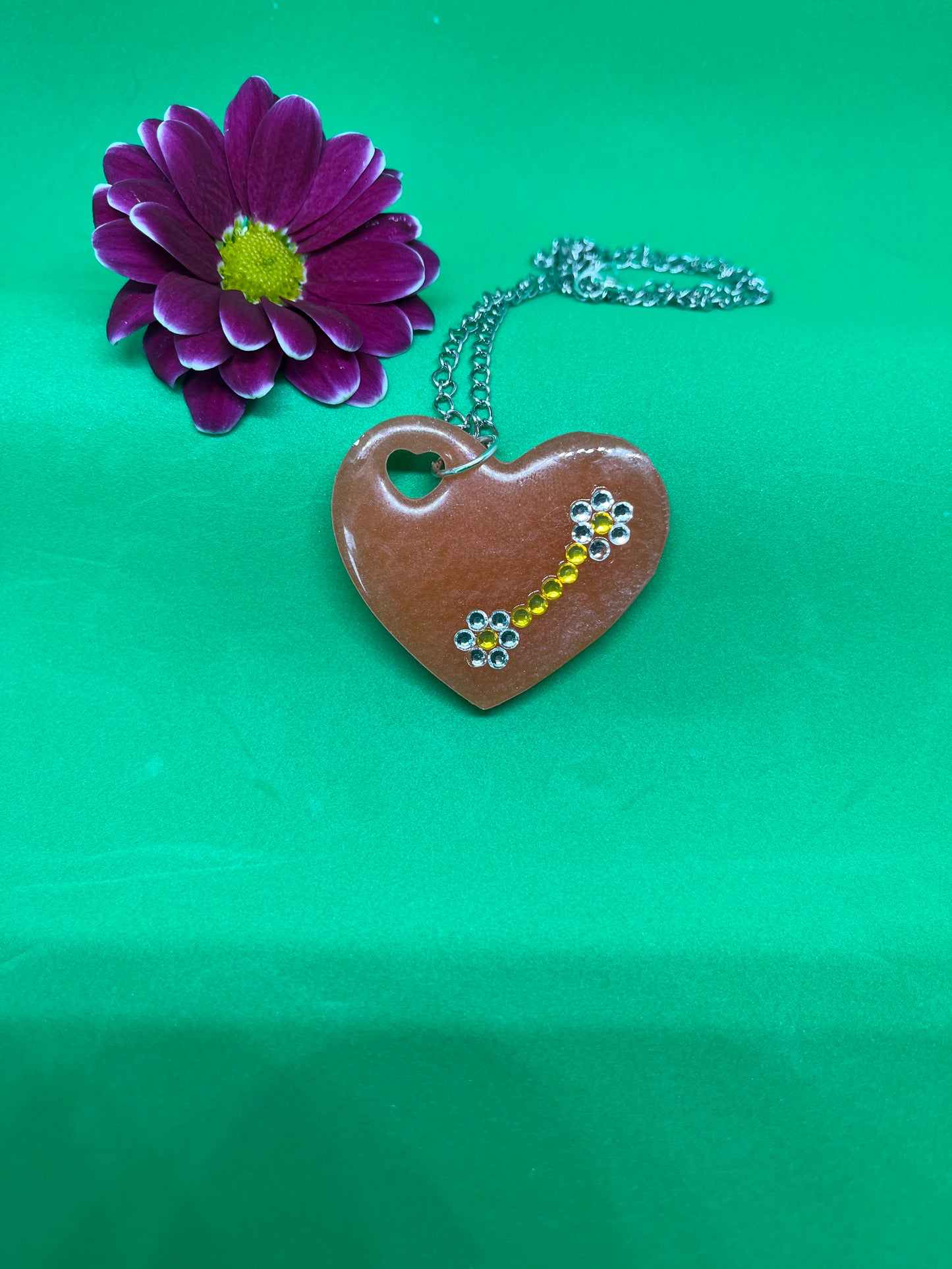 Heart flower and diamond necklace, heart necklace, diamond necklace, flower necklace, purple necklace