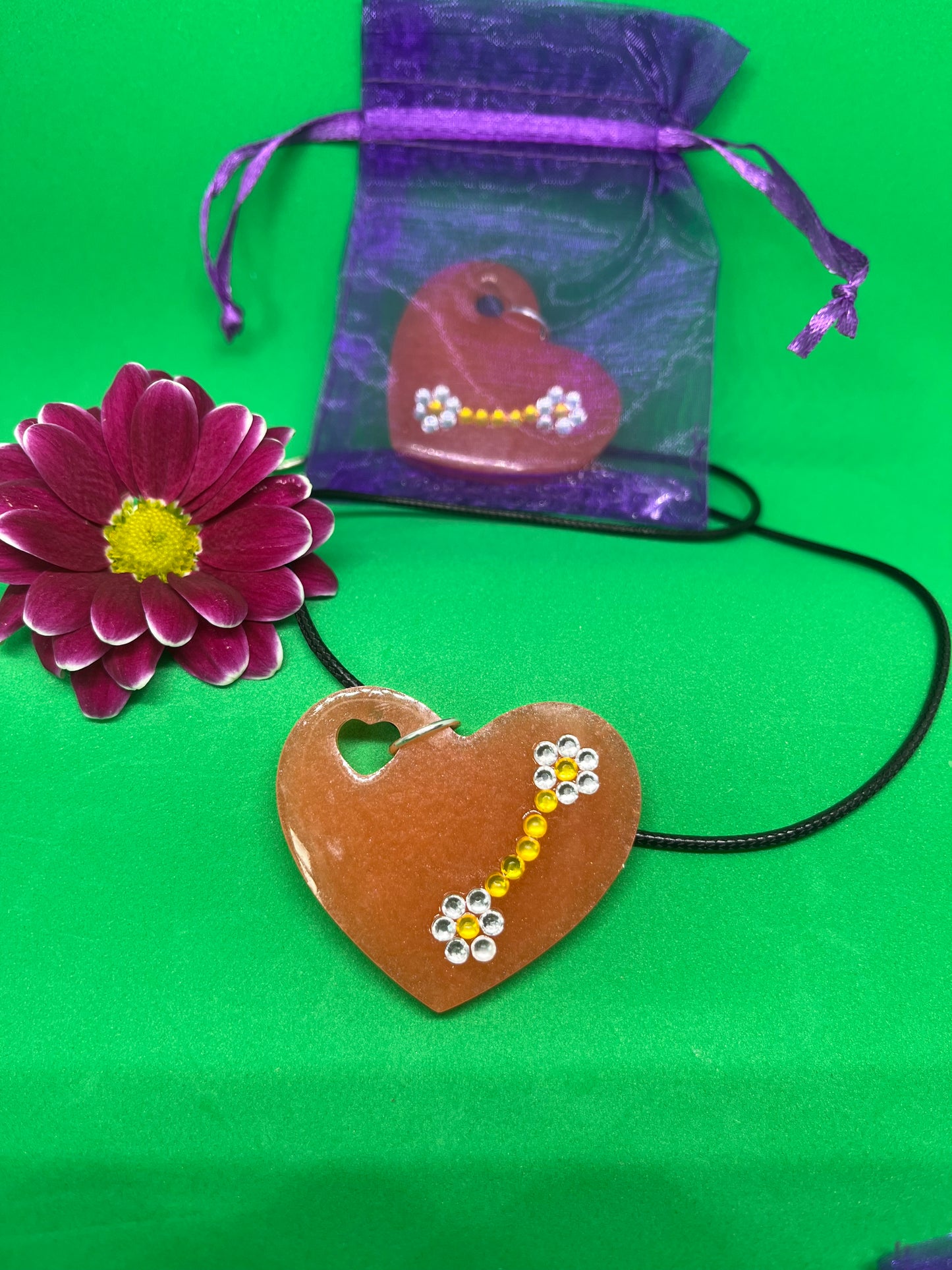 Heart flower and diamond necklace, heart necklace, diamond necklace, flower necklace, purple necklace