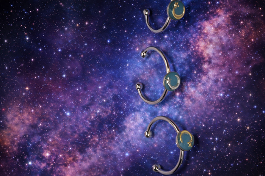 Adjustable shooting star ring