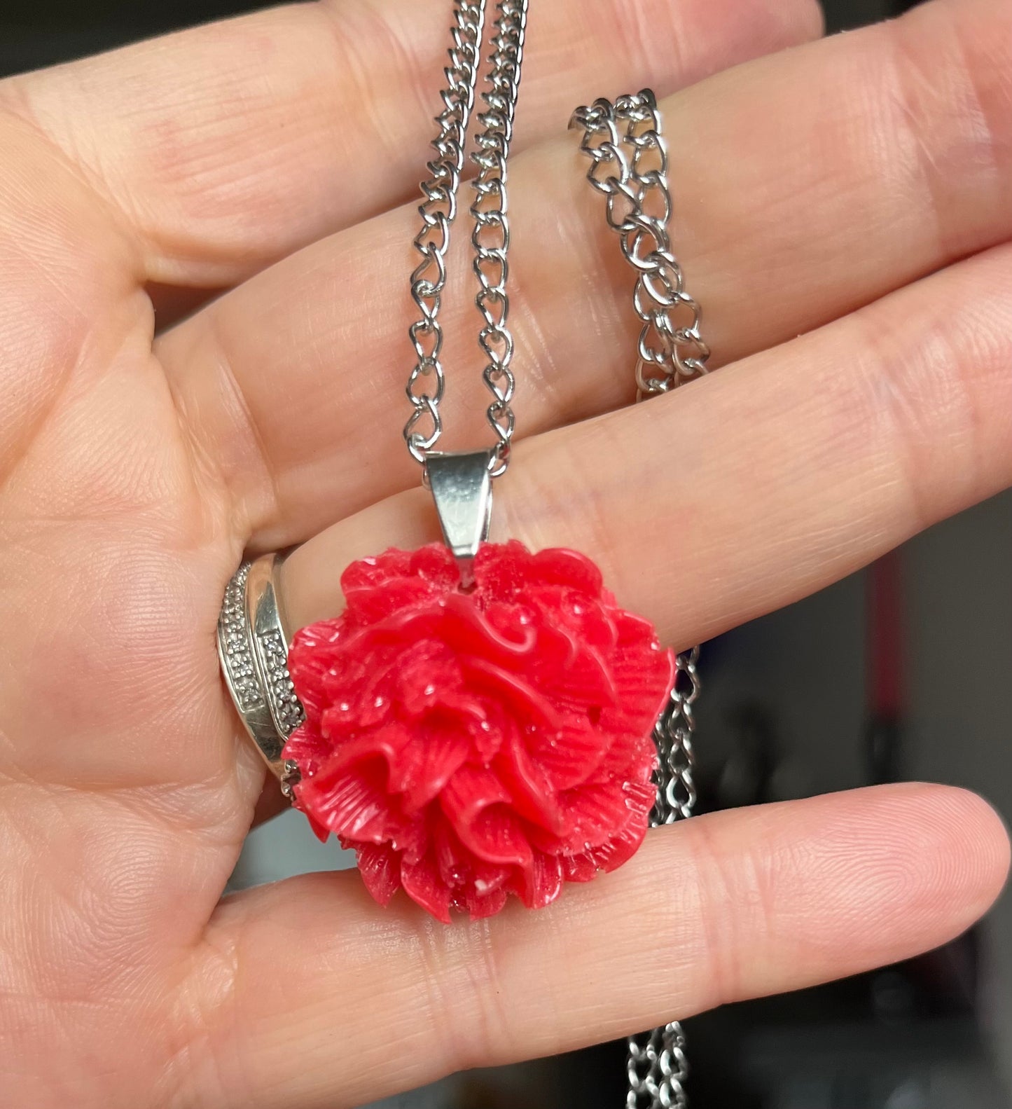 Red Rose necklace, Rose necklace, Red necklace, Red coloured resin rose necklace, Bridesmaid gift, wedding jewellery