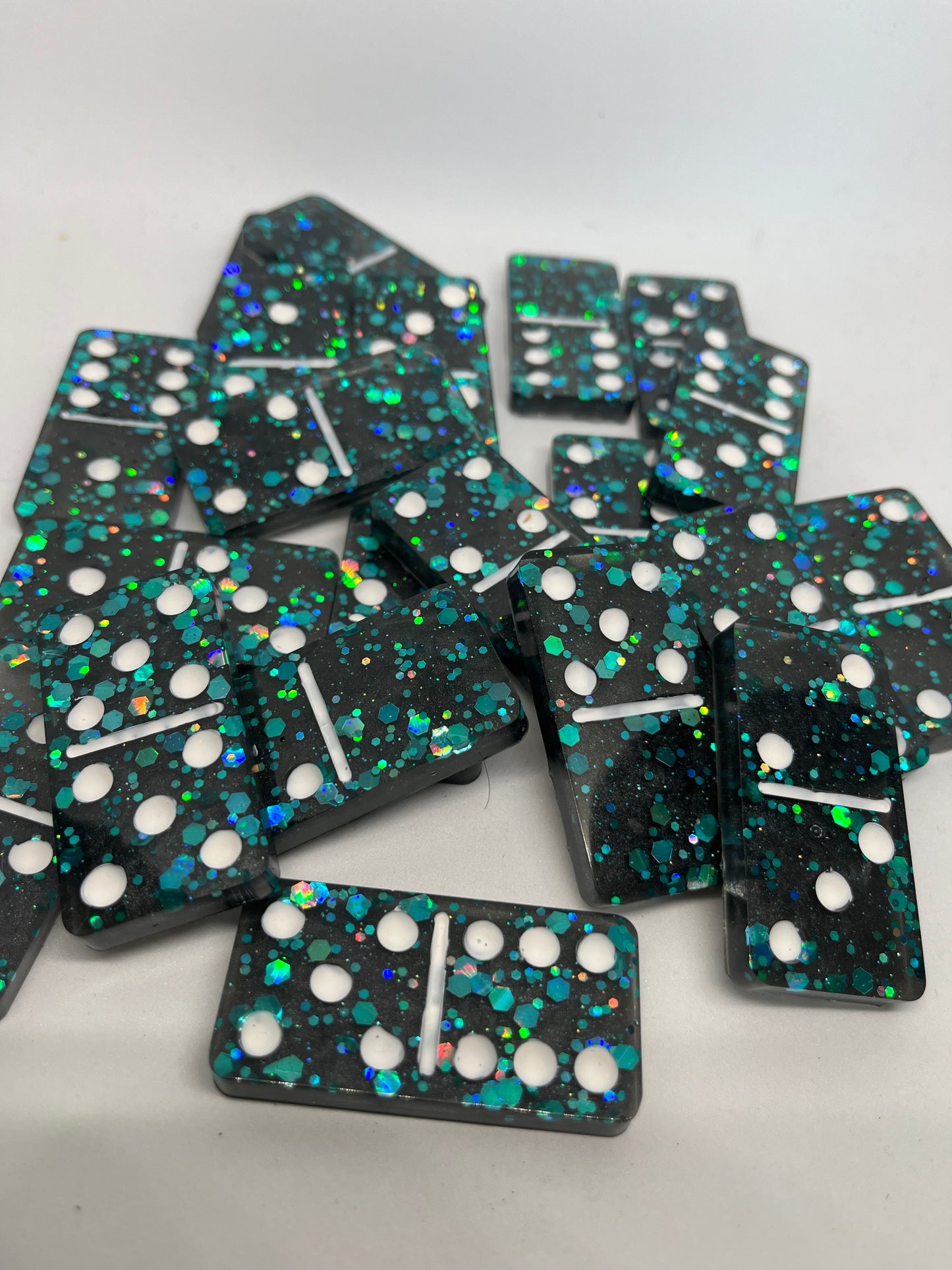 Green Resin Domino Set, Glitter Dominoes, Handmade Lightweight Game Tiles, Organza Bag Packaging
