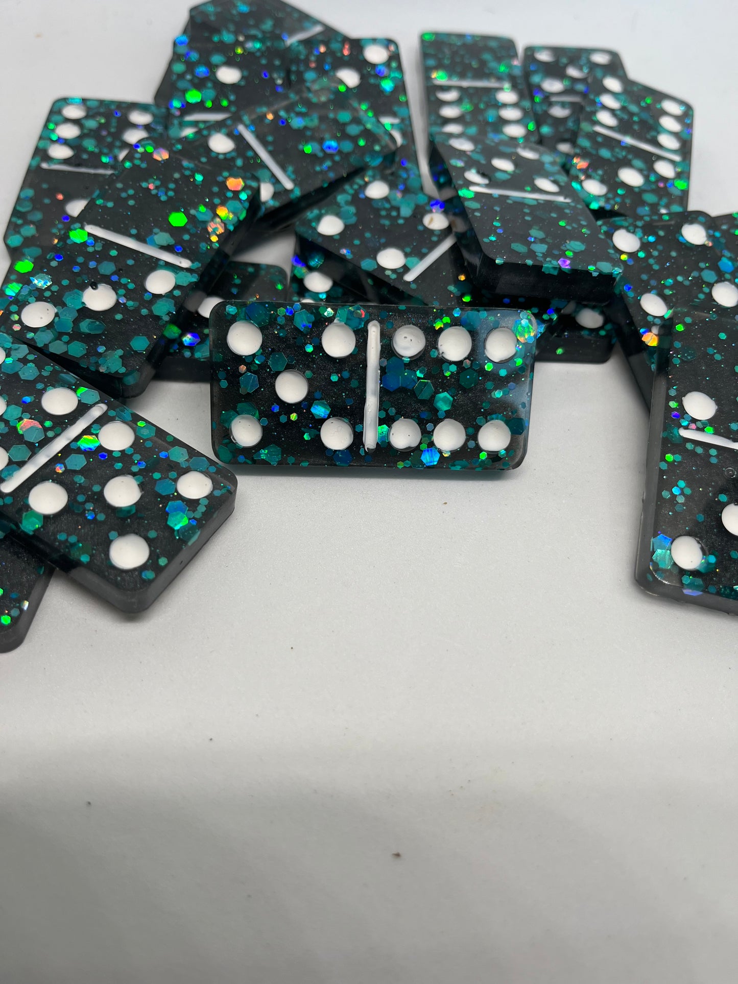 Green Resin Domino Set, Glitter Dominoes, Handmade Lightweight Game Tiles, Organza Bag Packaging