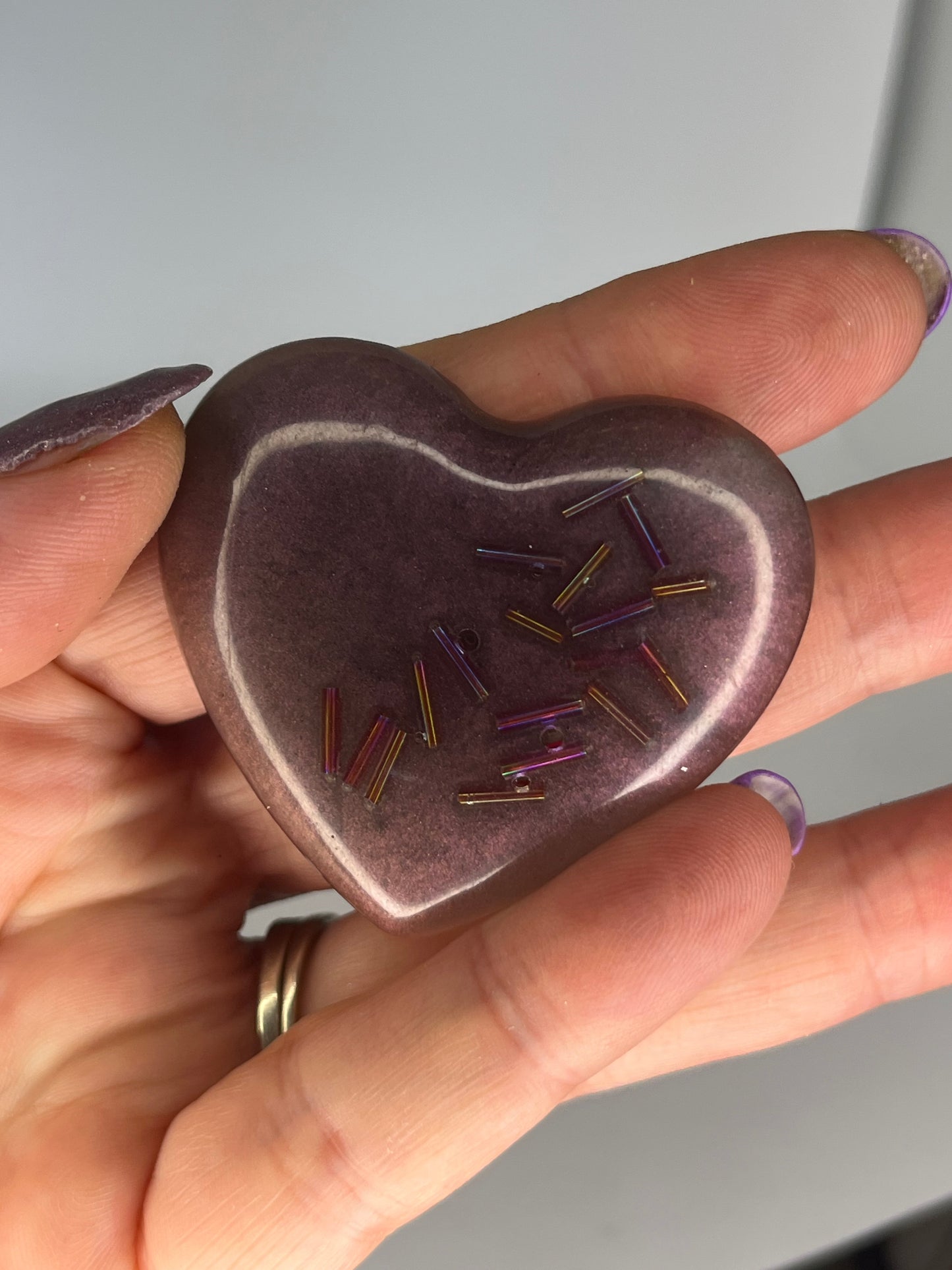 Beaded Heart-Shaped Magnet, Fridge Organiser