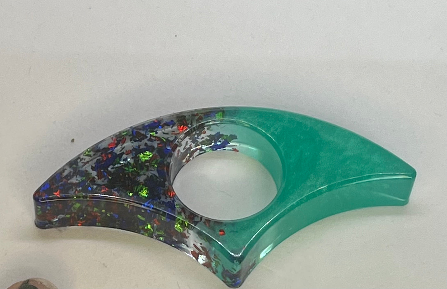 Resin page holders for books