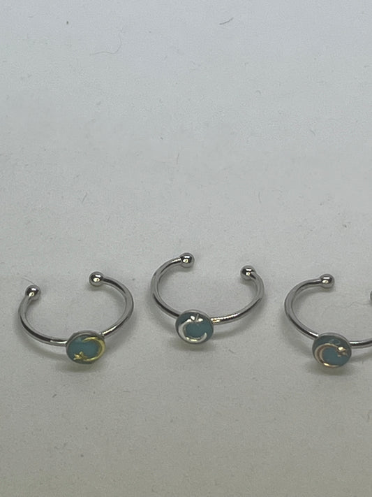 Adjustable shooting star ring