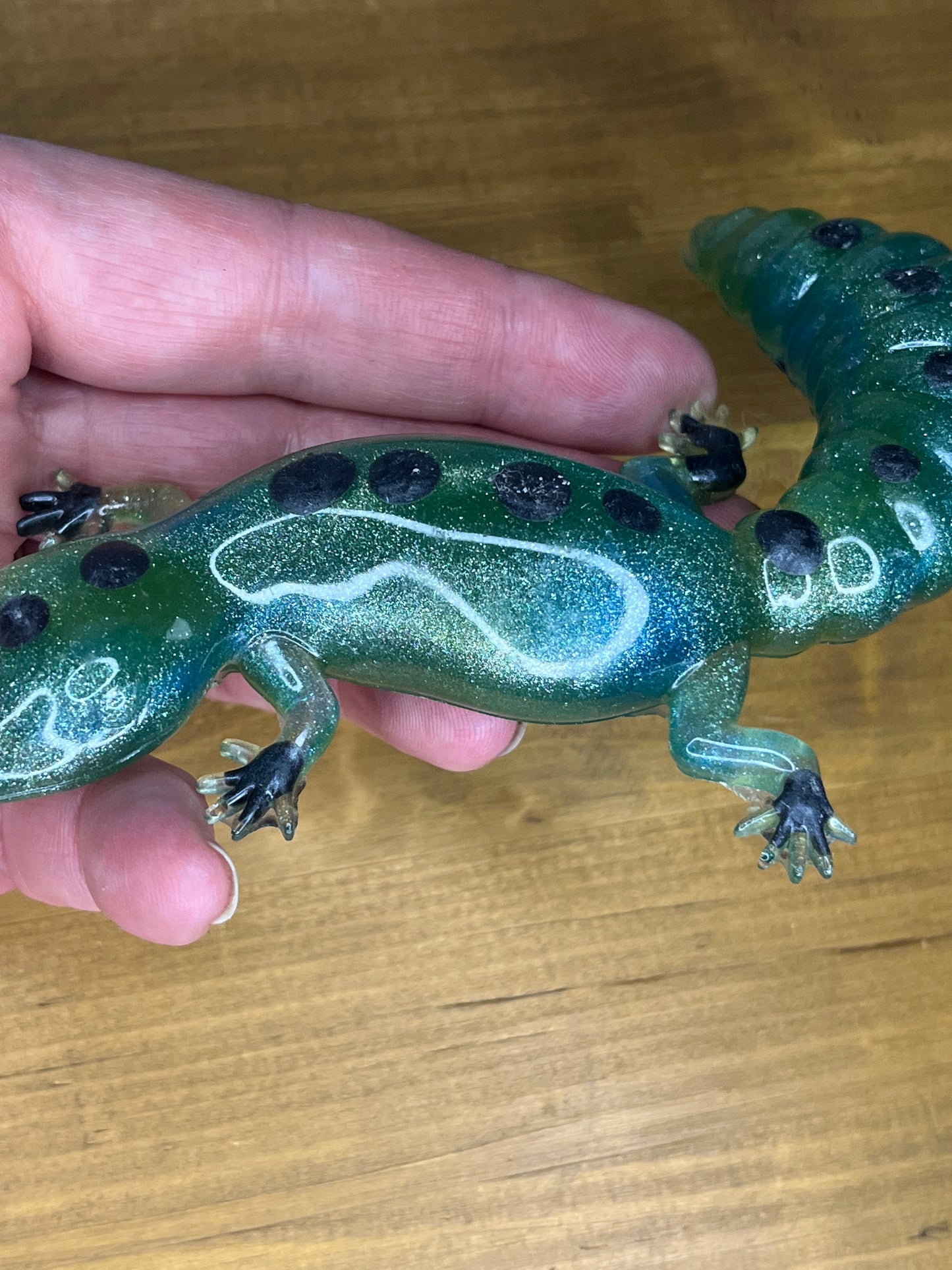 Green and blue spotted gecko resin figurine, handcrafted collectible, desk decor for miniature lovers