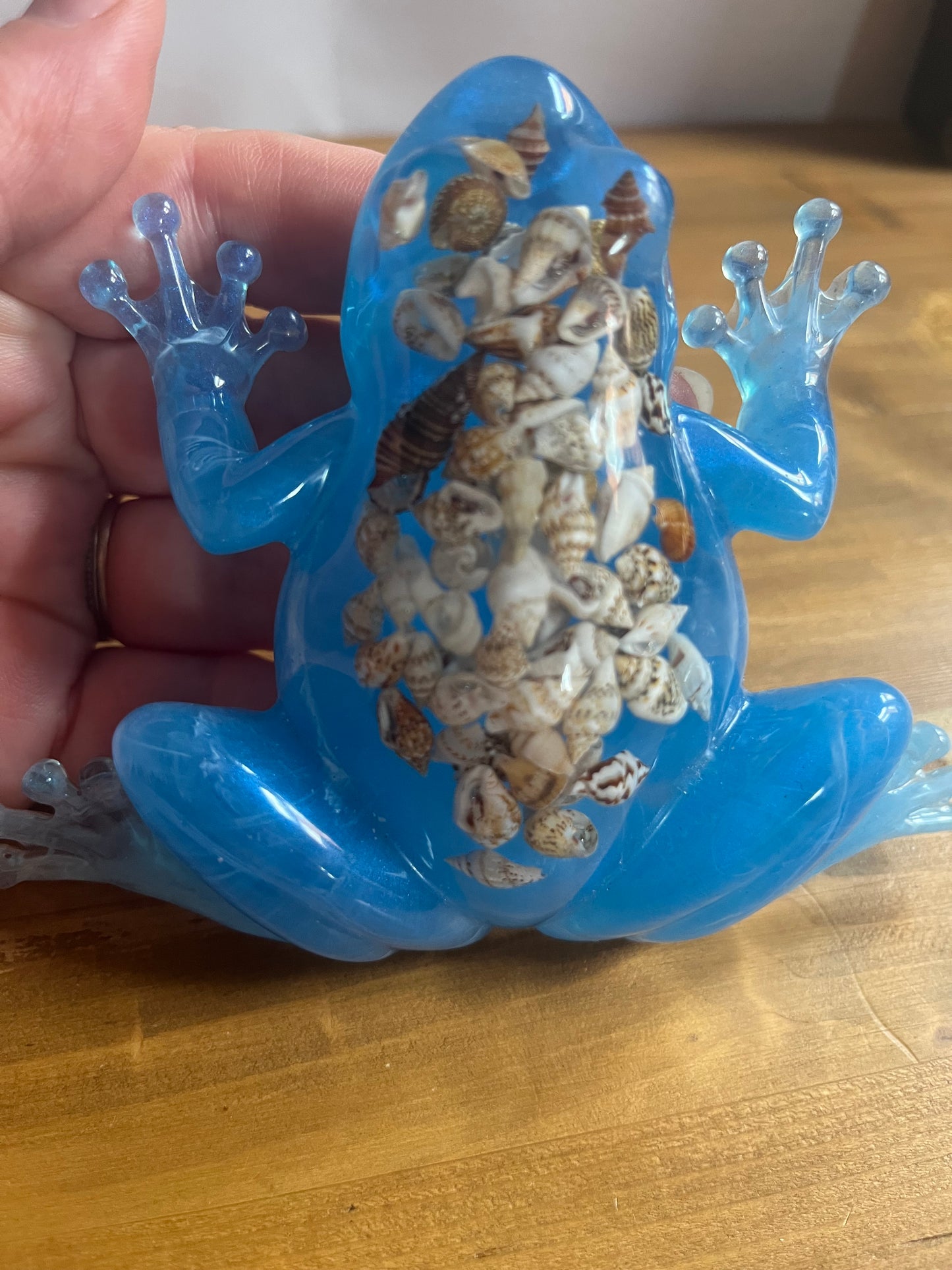 Ocean‑Inspired Resin Frog Figurine, Pocket Pets Collection