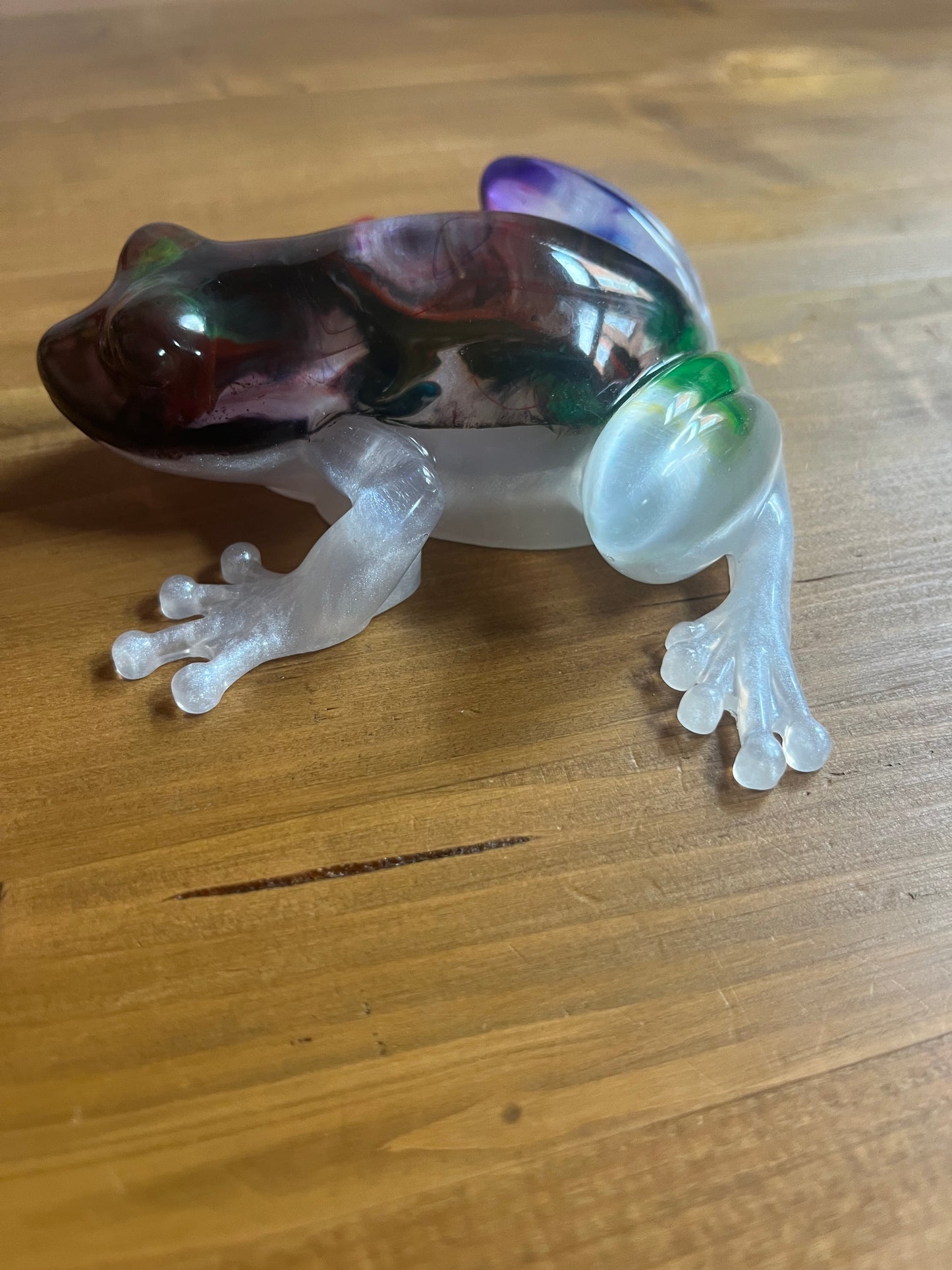 Handmade Resin Frog Figurine, Vibrant Swirl Art Ornament, for Collectors,