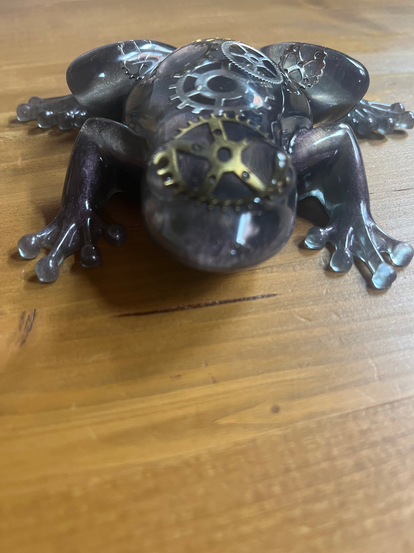 Steampunk Resin Frog Sculpture – Handcrafted Metallic Purple Animal Art Piece