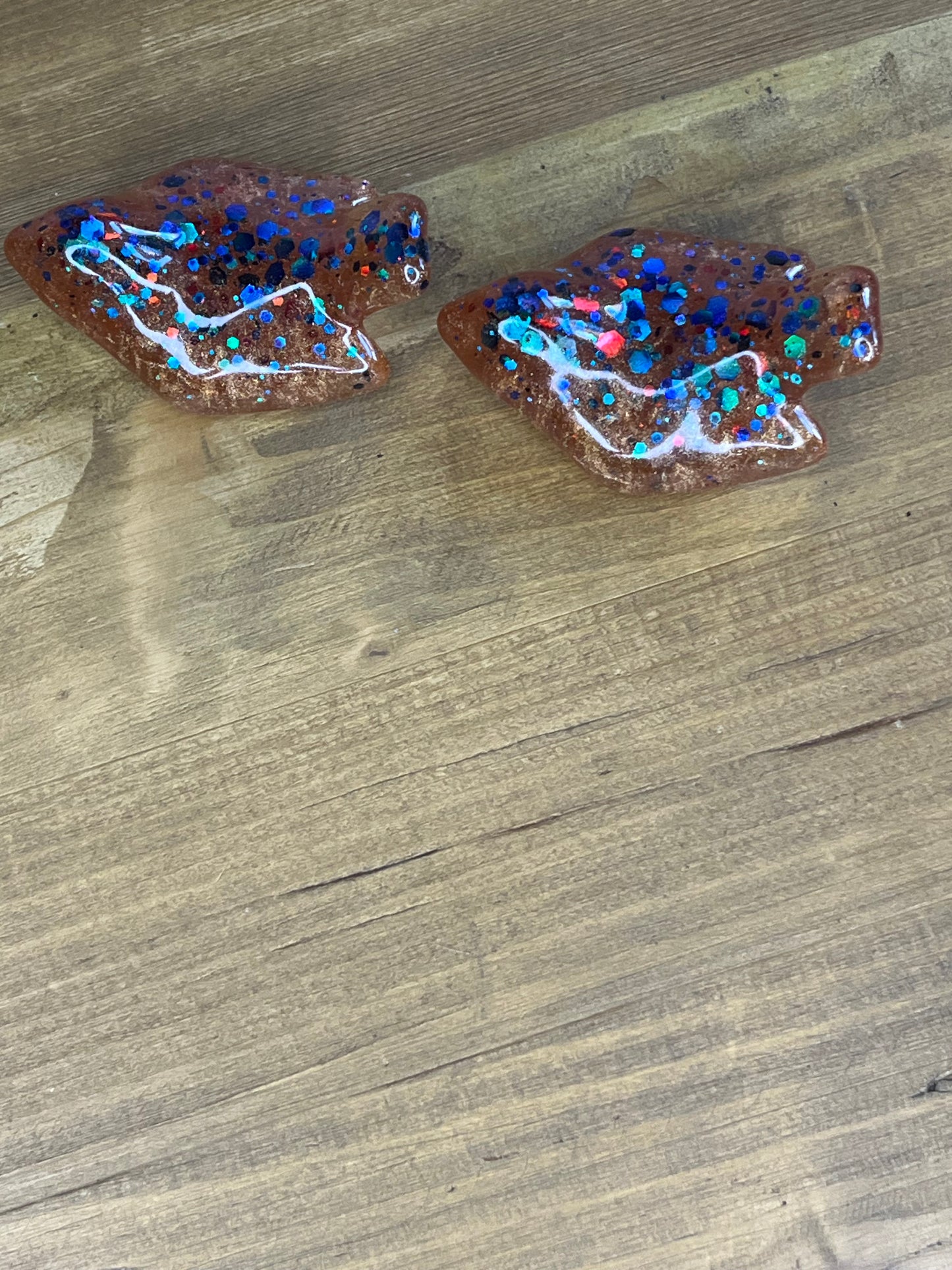 Red Speckled Resin Birds, Handmade Collectable Figurines, Decorative Craft Avians,