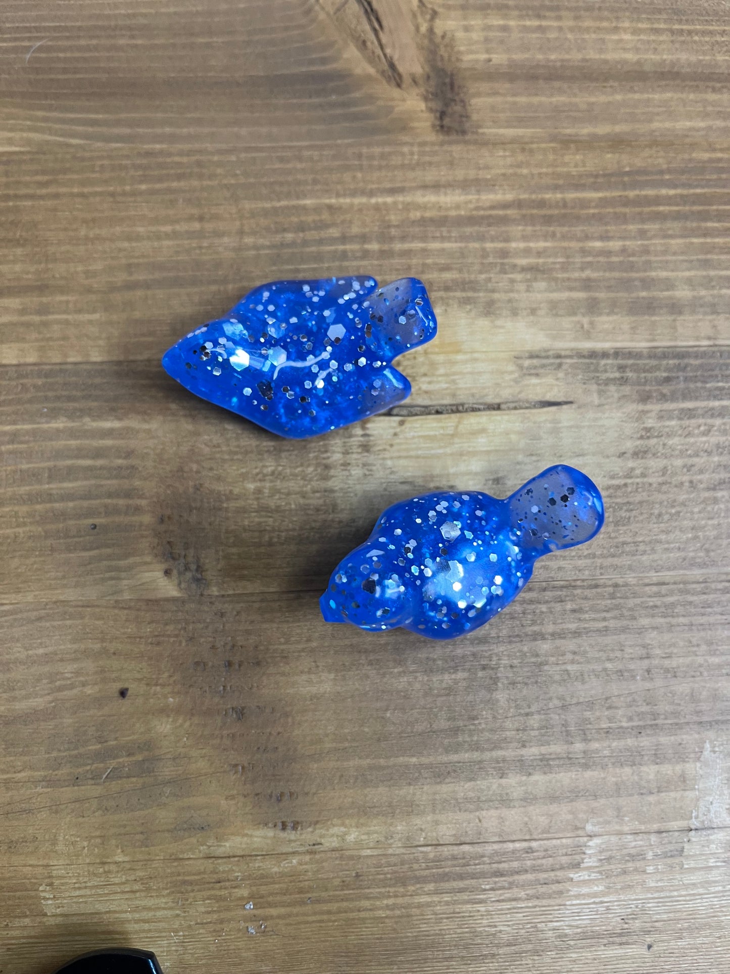Navy Blue Resin Bird Decor, Small Figurines with Silver Glitter Accents