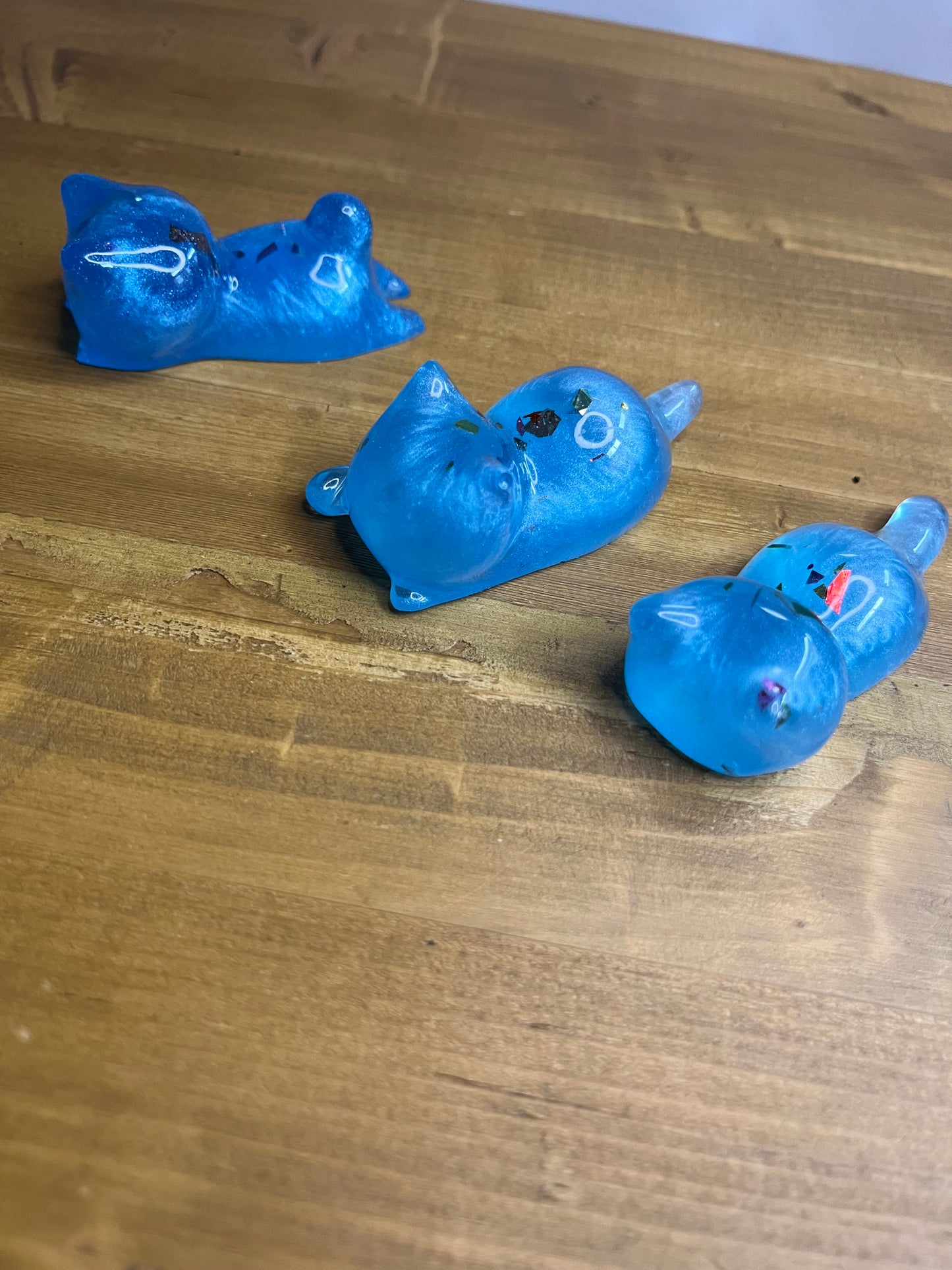 Set of 3 Resin Cat Figurines, Light Blue with Glitter Accents