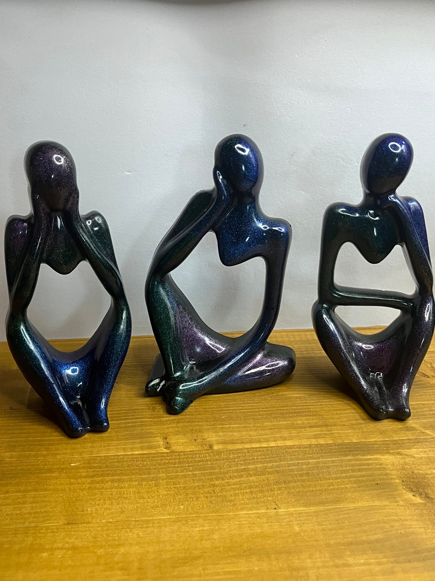 Resin Thinker Statue Set, Modern Abstract Figurines in Purple, Blue, Green