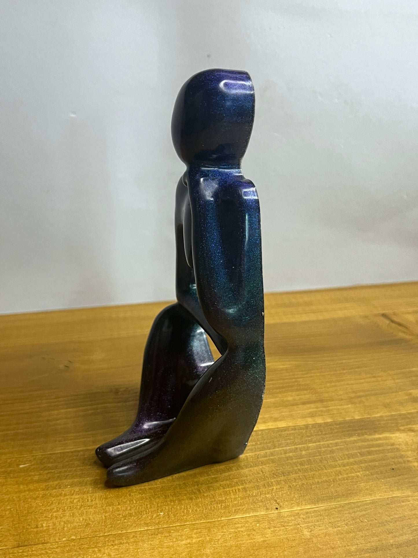 Resin Thinker Statue Set, Modern Abstract Figurines in Purple, Blue, Green