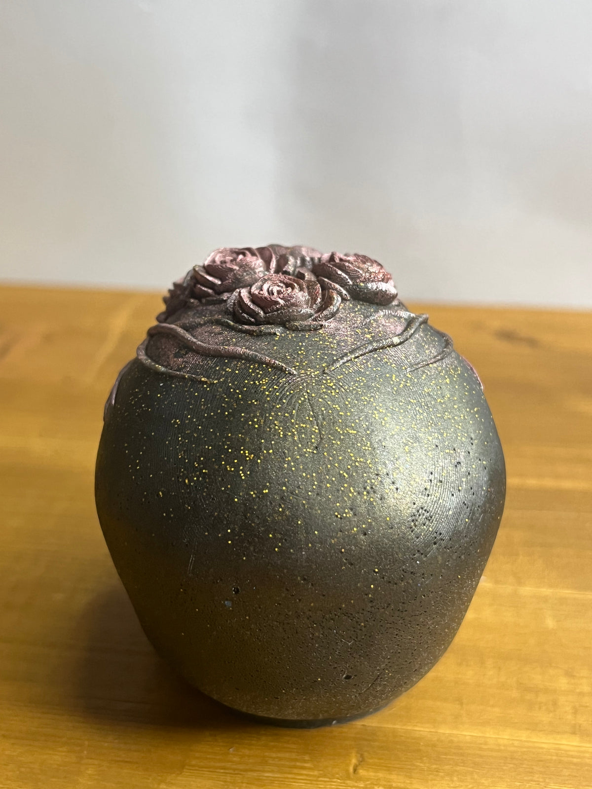 Black Resin Skull With Flowers, Floral Collectible Figurine Desk Buddy