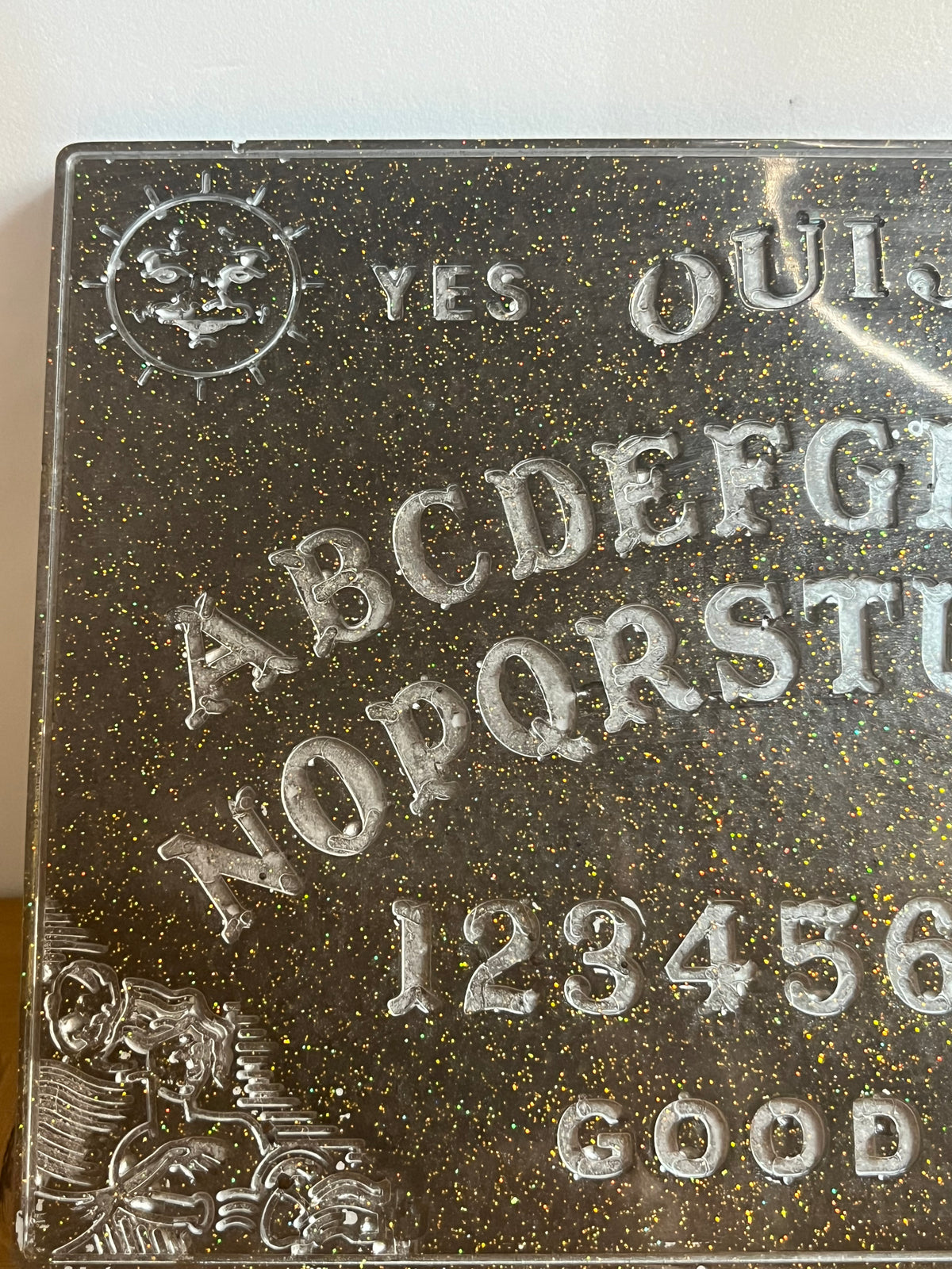 Resin Ouija Board Wall Art, Mystic Tarot Sign, Gothic Halloween Decor, Handcrafted Spirit Board, Witchcraft Gift, Occult Home Decor