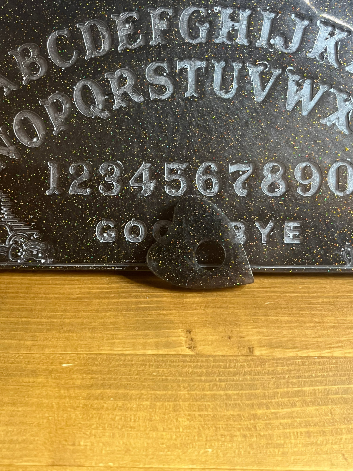 Resin Ouija Board Wall Art, Mystic Tarot Sign, Gothic Halloween Decor, Handcrafted Spirit Board, Witchcraft Gift, Occult Home Decor