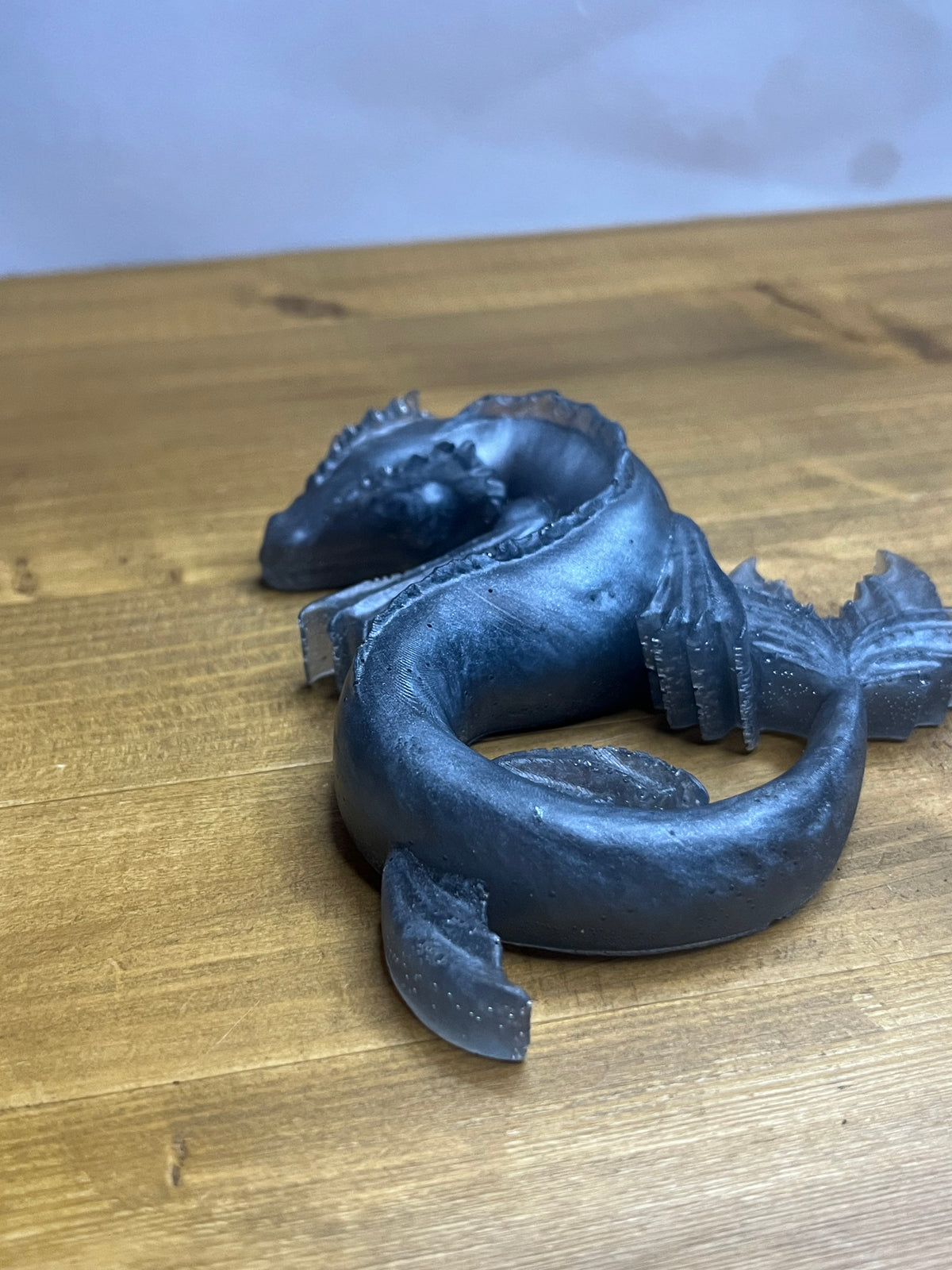 Resin Dragon Figurine, Lying Fantasy Figure in Three Colors
